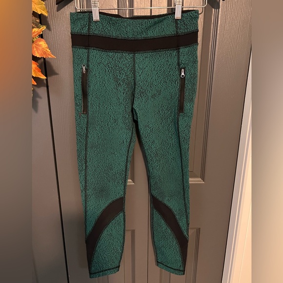 Lululemon Inspire Tight II - Picture 10 of 12